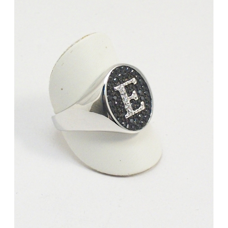 anello chevalier argento con iniziale