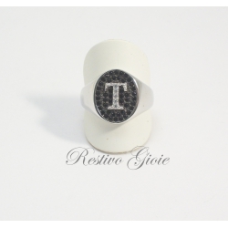 ANELLO IN ARGENTO 925 CON ZIRCONI NERI E BIANCHI MOD CHEVALIER CON INIZIALE